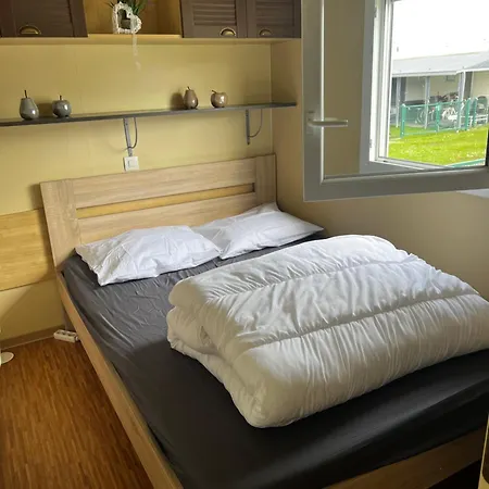 Luxe Stacaravan Albatros - 51 Campingplads *